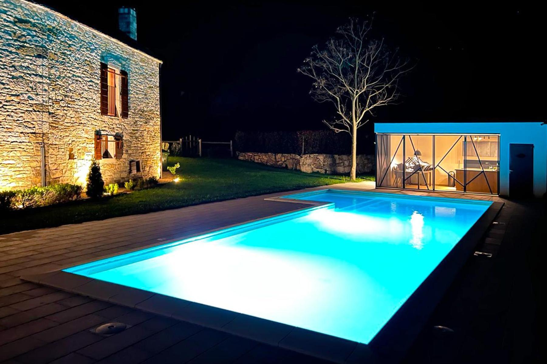 Villas Martincici with large pool Grožnjan Exterior foto